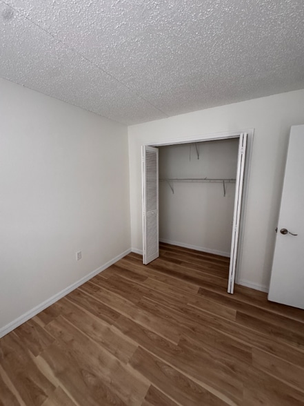 Building Photo - 224 Pleasant Grove Rd