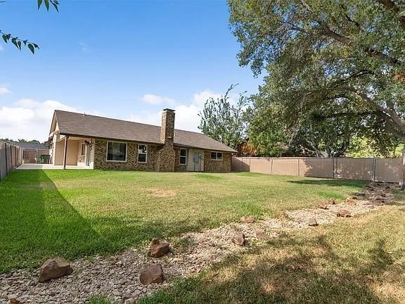 Building Photo - 2829 Elk Grove Rd