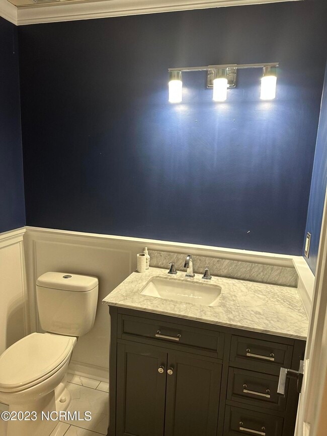 Building Photo - 205 Gemini Ct