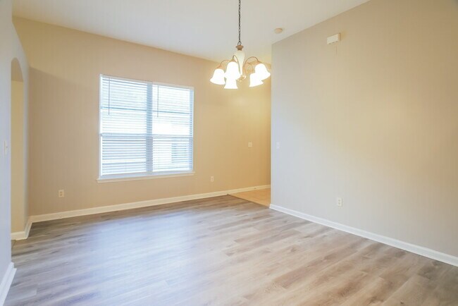 Building Photo - 1869 Enterprise Ave