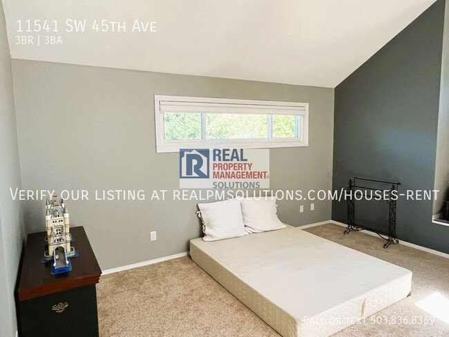 Building Photo - 11541 SW 45th Ave