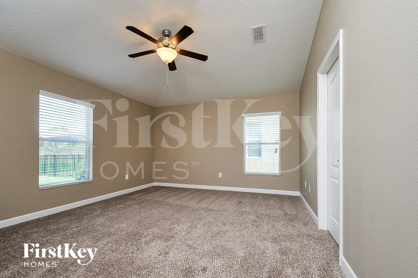 Building Photo - 3451 Cortland Dr