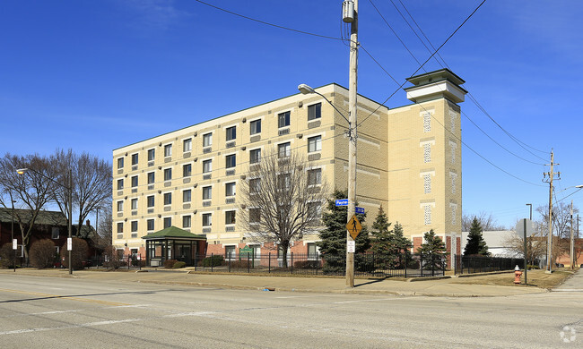 Primary Photo - Asian Evergreen Apartments
