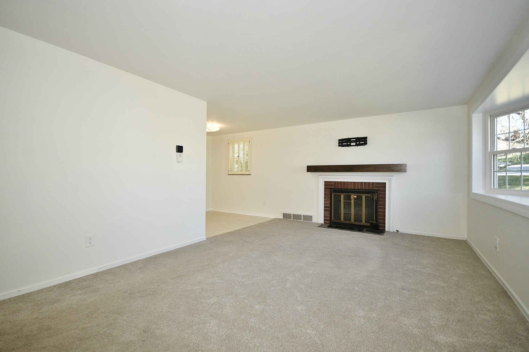 Building Photo - 5117 Caste Dr