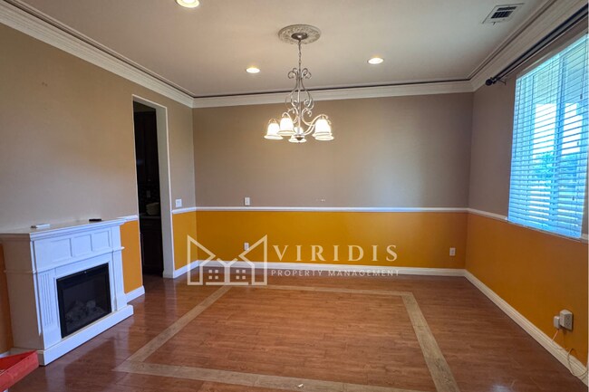 Building Photo - 15810 Quintero Pl