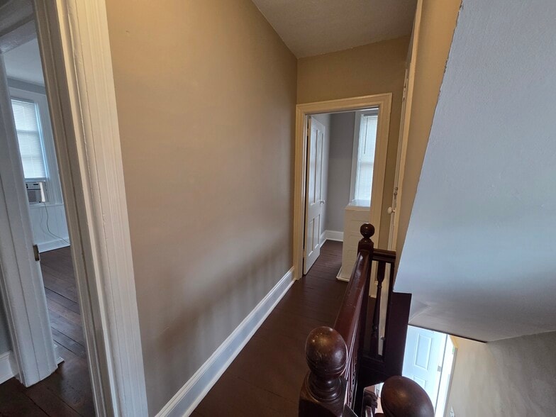 Separate private laundry room - 146 E 2nd St