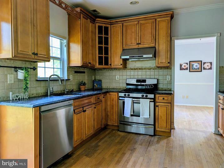 Building Photo - 20 Cambridge Ct
