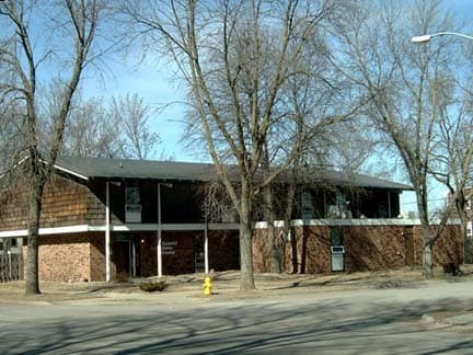 Primary Photo - Summit Oaks