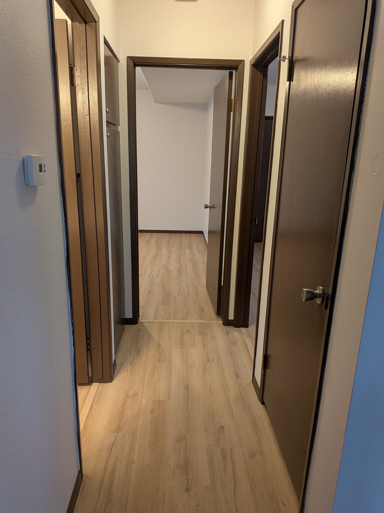 Building Photo - 1406 W Cora Ct