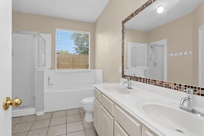 Building Photo - 3903 Teal Vista Ct
