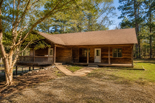 Building Photo - 213 Bobbie Drive