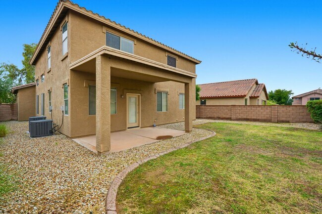 Building Photo - Large 4 Bedroom + Den home in Great Westwing Mountain Community