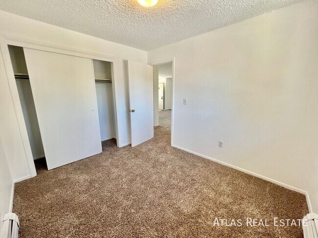 Building Photo - FREE 50" TV WITH MOVE IN!!!  BEAUTIFUL AND...