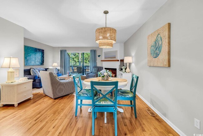 Building Photo - 4000 Fairway Lakes Dr