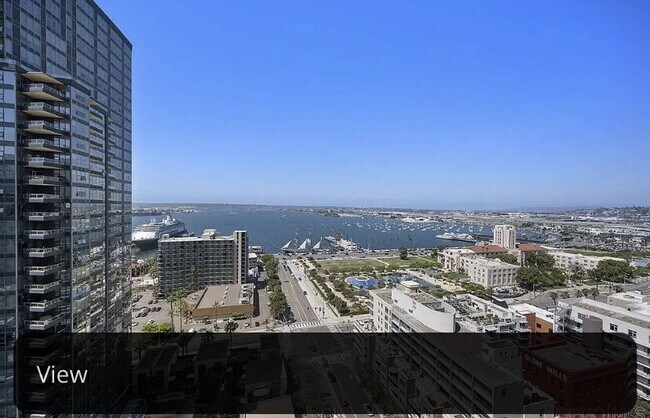 Building Photo - Panoramic Bayfront Luxury Living in the Heart of Little Italy