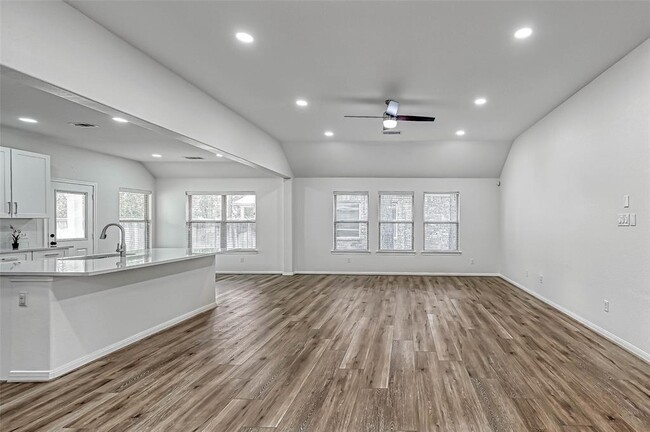 Building Photo - 263 New Harmony Trail