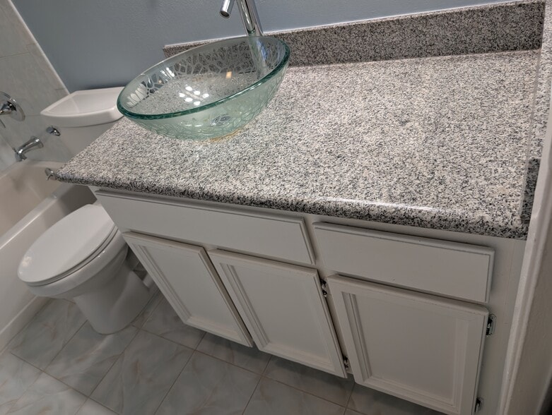 Building Photo - 6254 Joaquin Murieta Ave