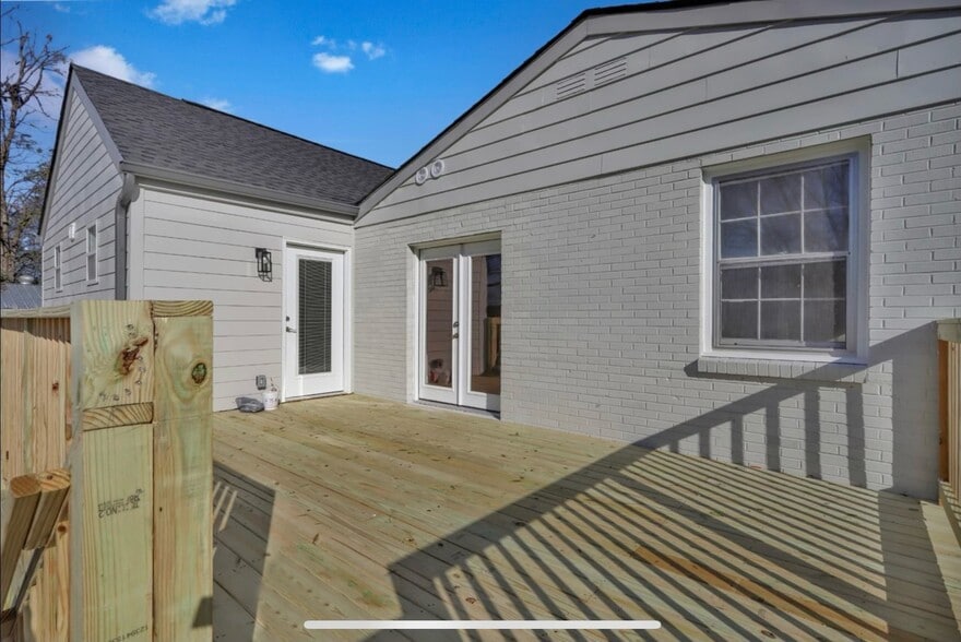 Deck - 462 Lanier Dr