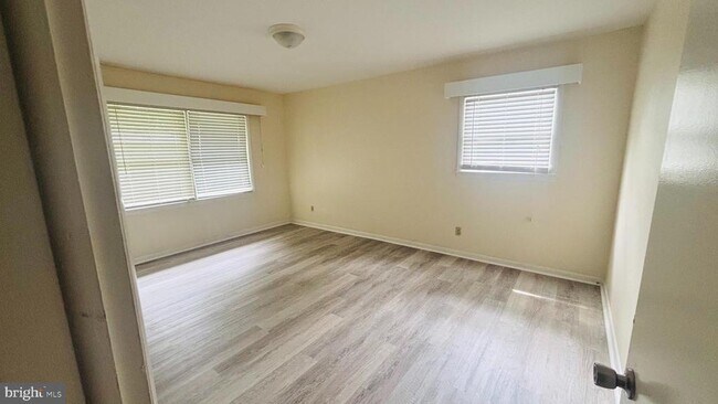 Building Photo - 12934 Woodburn Dr