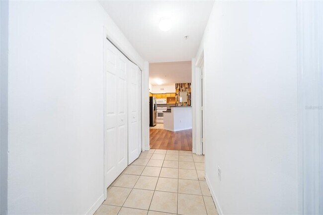 Building Photo - 6413 Astor Village Ave