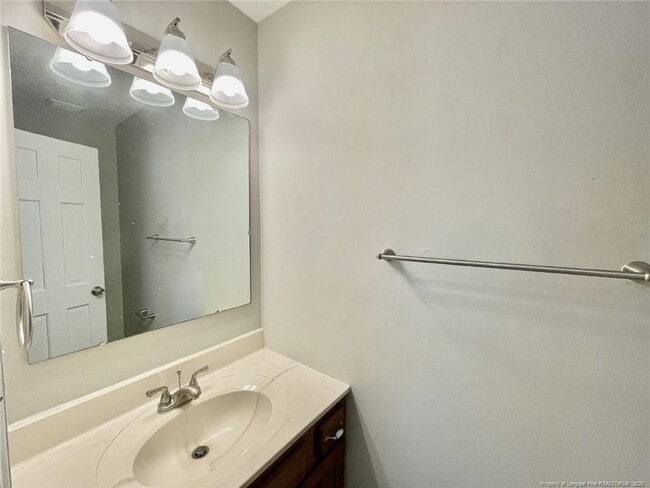 Building Photo - 360 Bahama Loop
