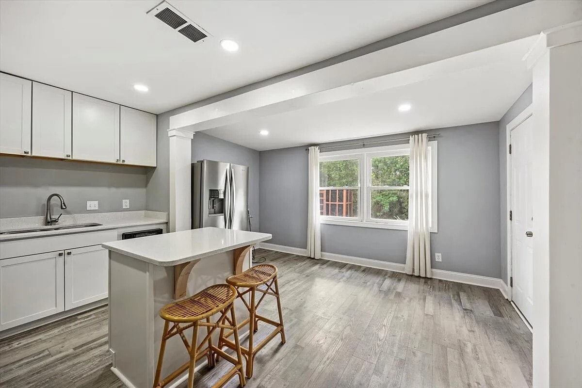 Building Photo - 555 N 68th Ave