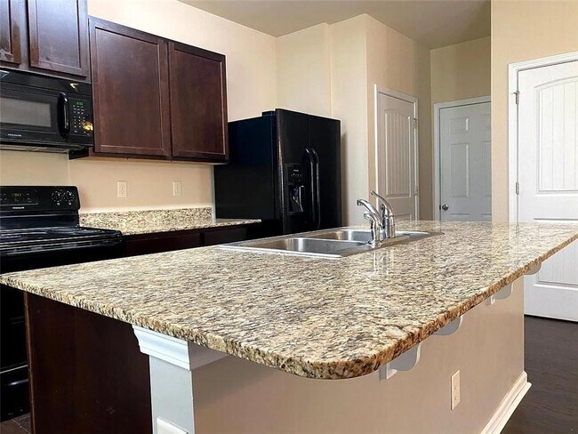 Building Photo - 3110 Boxwood Crossing