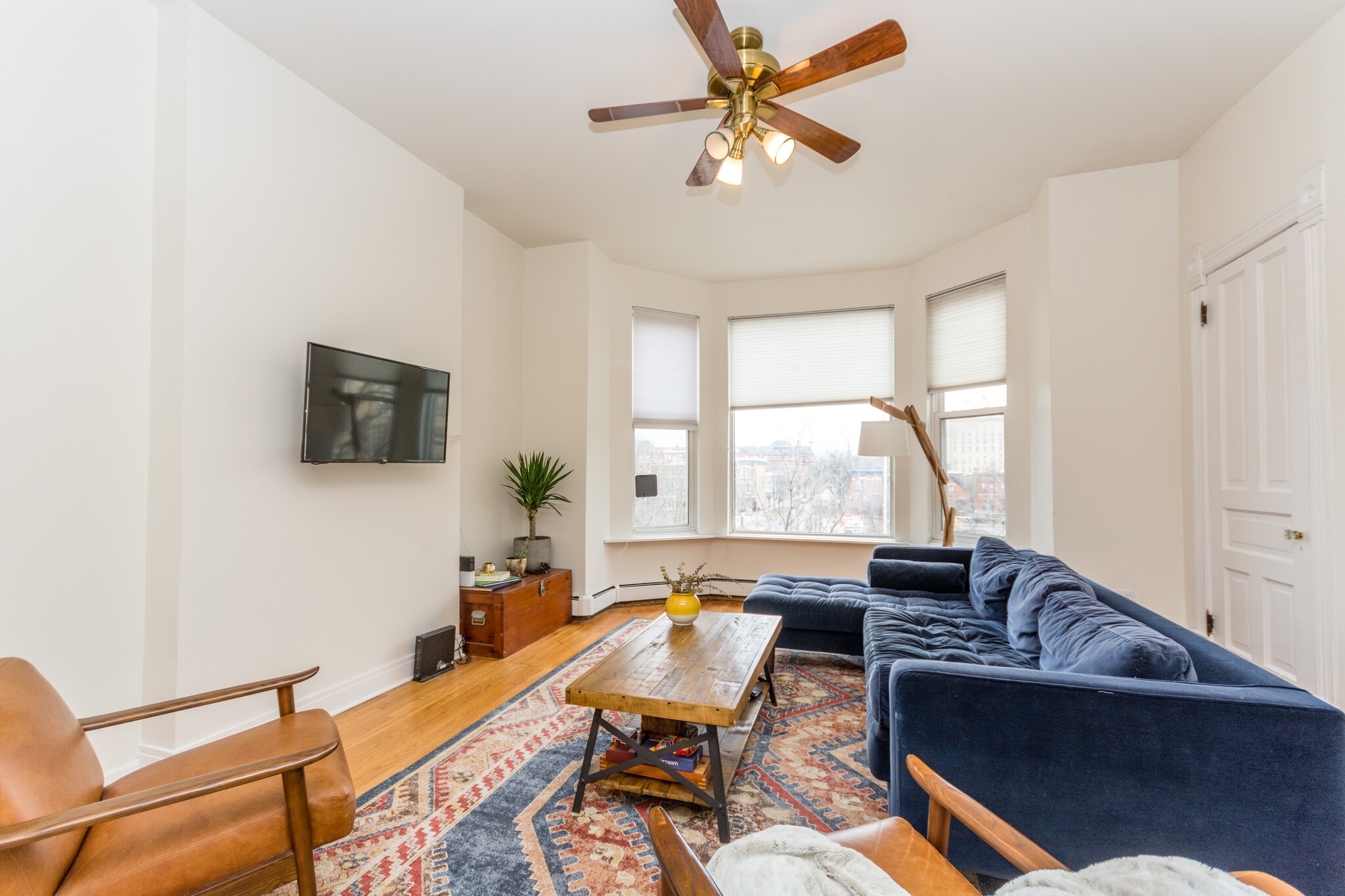 Living Room - 1365 N Leavitt St