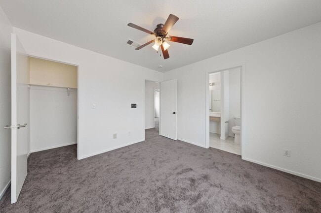Building Photo - Spacious 4-Bedroom Home on Oversized Lot –...