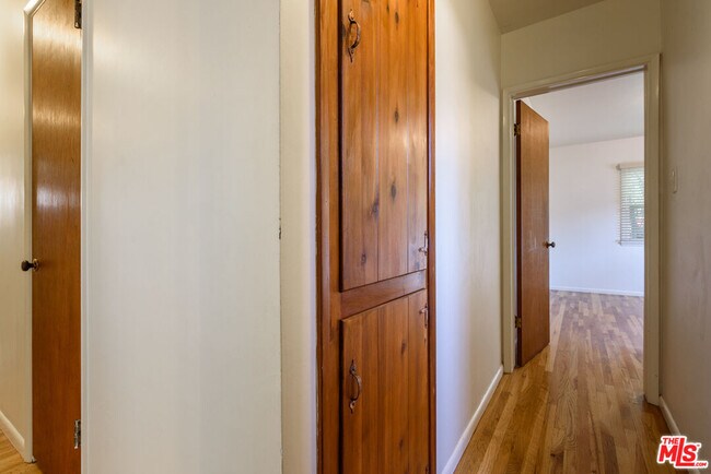 Building Photo - 15111 Marlin Pl