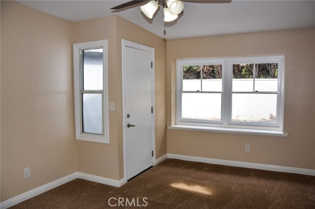 Building Photo - 421 N Park Ln