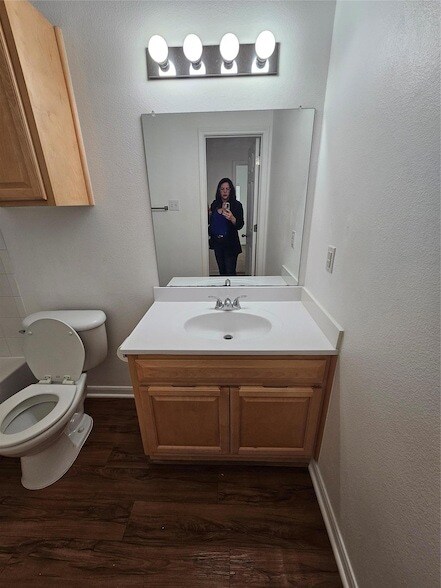 Building Photo - 12166 Metric Blvd