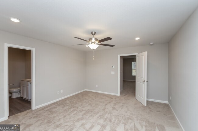 Building Photo - 318 Augusta Woods Dr