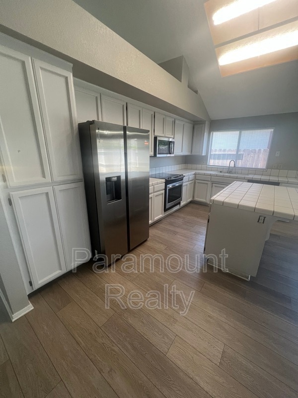 Building Photo - 1230 Mohr Cir