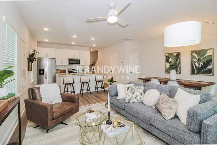 Building Photo - 1116 Wildflower Dr