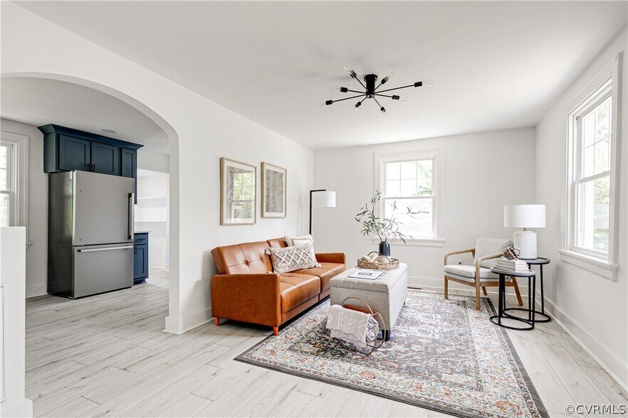 Building Photo - 1705 N 24th St