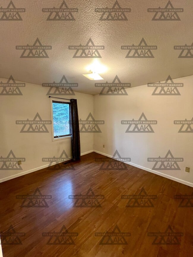 Building Photo - Pet-Friendly 2BR Home with Washer/Dryer in North Pole, AK