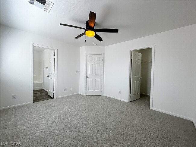 Building Photo - 897 Blushing Rose Pl