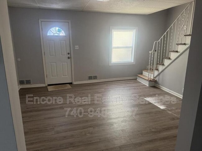 Building Photo - 70 Hoover St