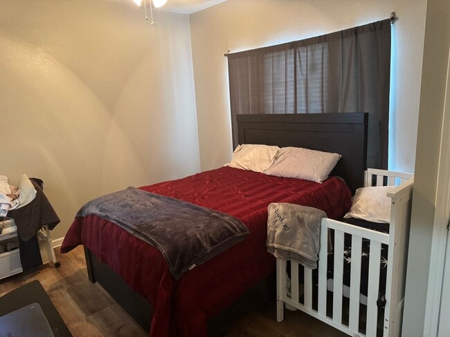 Building Photo - MARCH MOVE IN!!!  3 bedroom 3 Bathroom Duplex Next Door to Blinn!