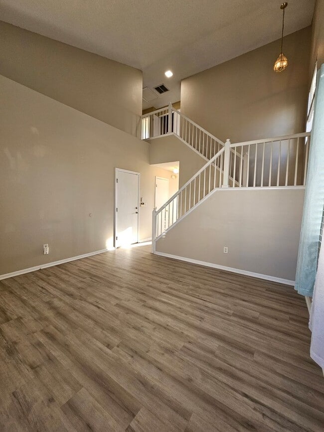 Building Photo - Charming House 3 Beds 2 1/2 Baths 2 Living Areas- Backs To Open Space