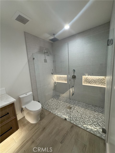 Building Photo - 3312 Kenilworth Dr