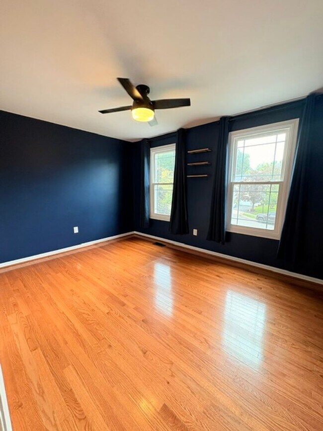 Building Photo - 18514 Gingerbread Ln