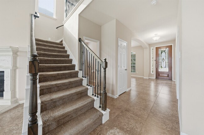 Building Photo - 6411 St Placidia Dr