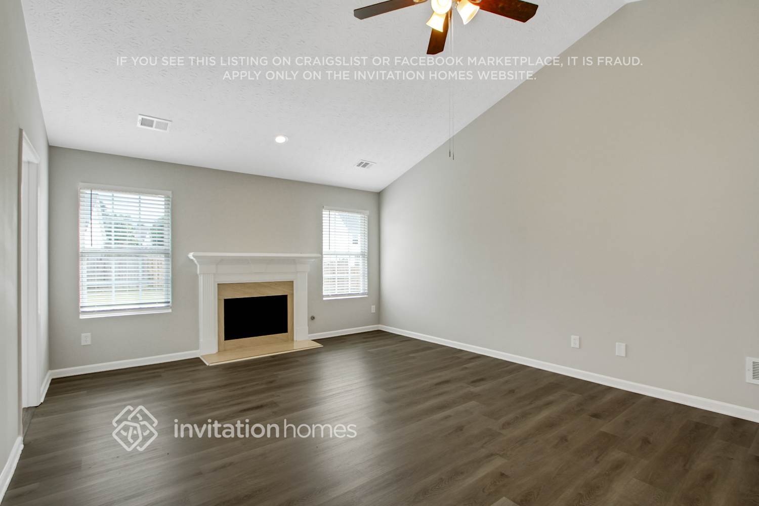 Building Photo - 4035 Hollow Springs Tr SE