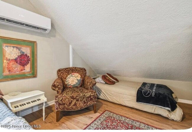 Building Photo - 1467 Guava Ave