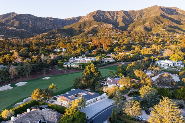 Building Photo - 1988 Inverness Ln