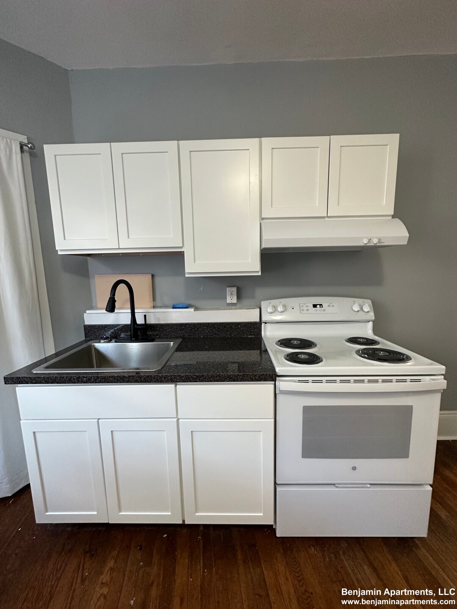 Building Photo - 881 Huntington Ave