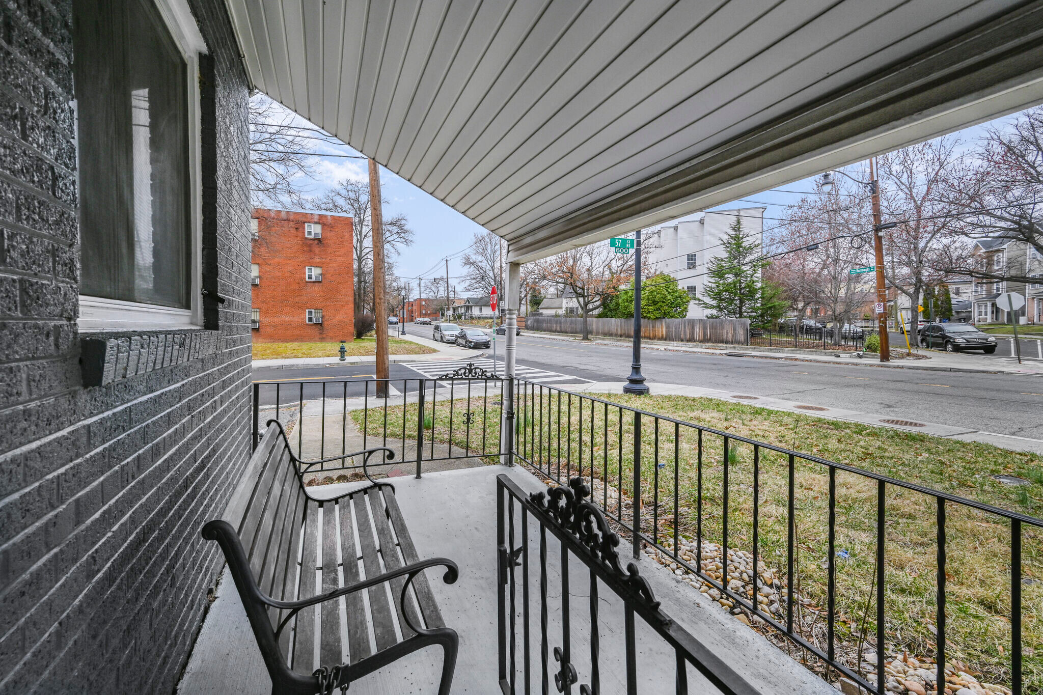 Building Photo - 5701 Nannie Helen Burroughs Ave NE