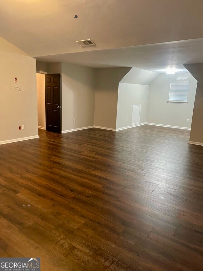 Building Photo - 146 Brenleigh Park Dr